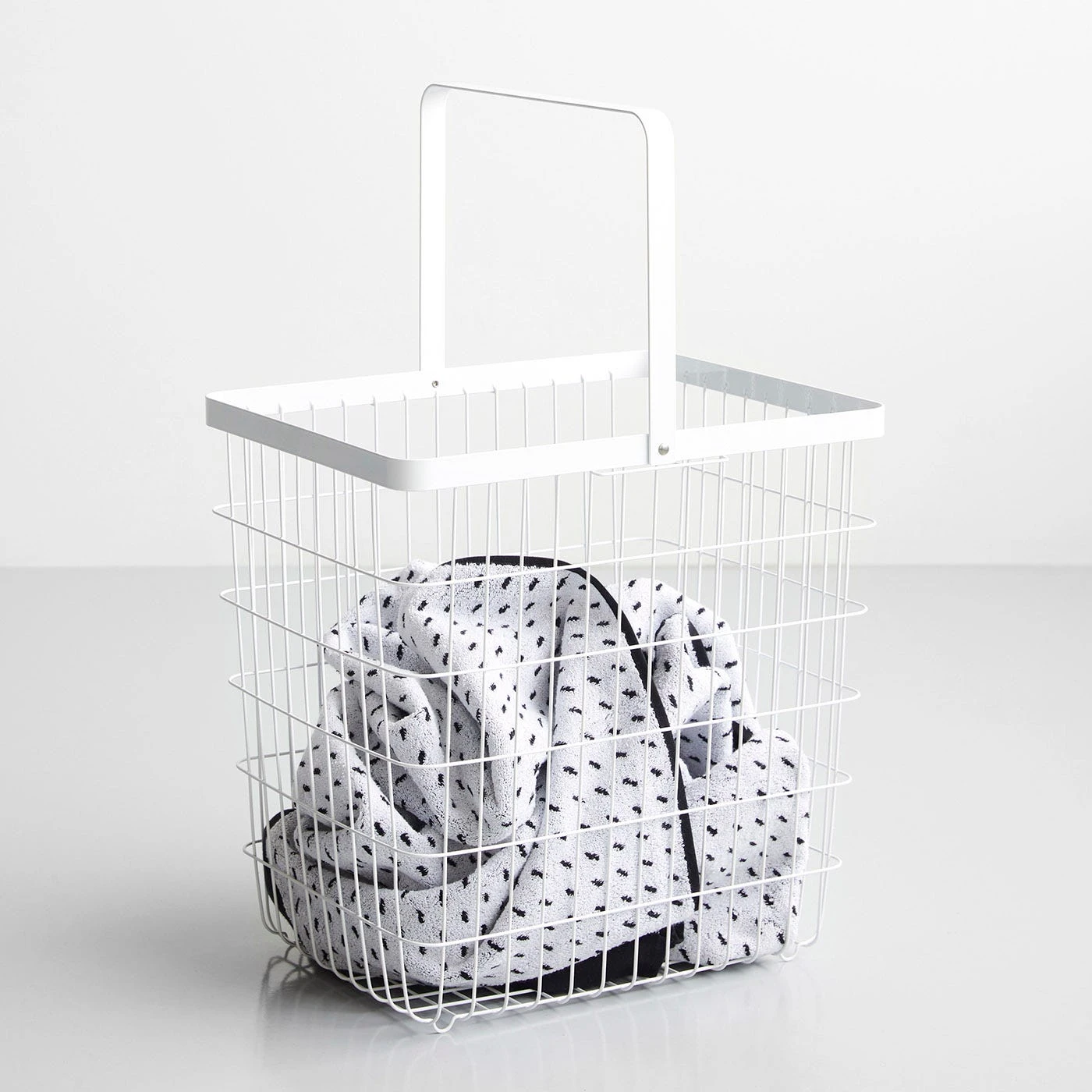 Tower White Large Floor Basket 6 Tower White Large Floor Basket - Image 4