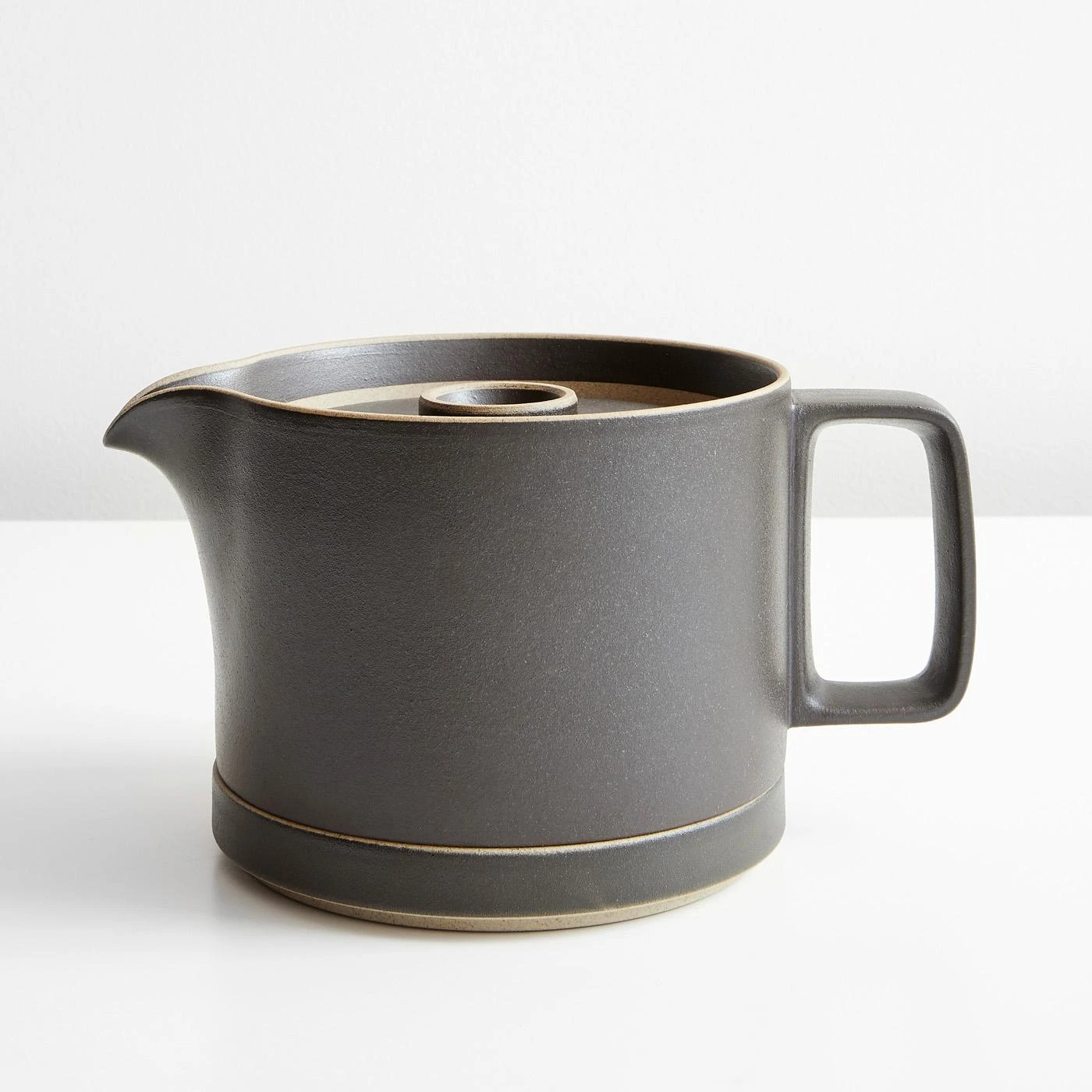 Hasami Black Teapot 40oz 4 Hasami Black Teapot 40oz - Image 2