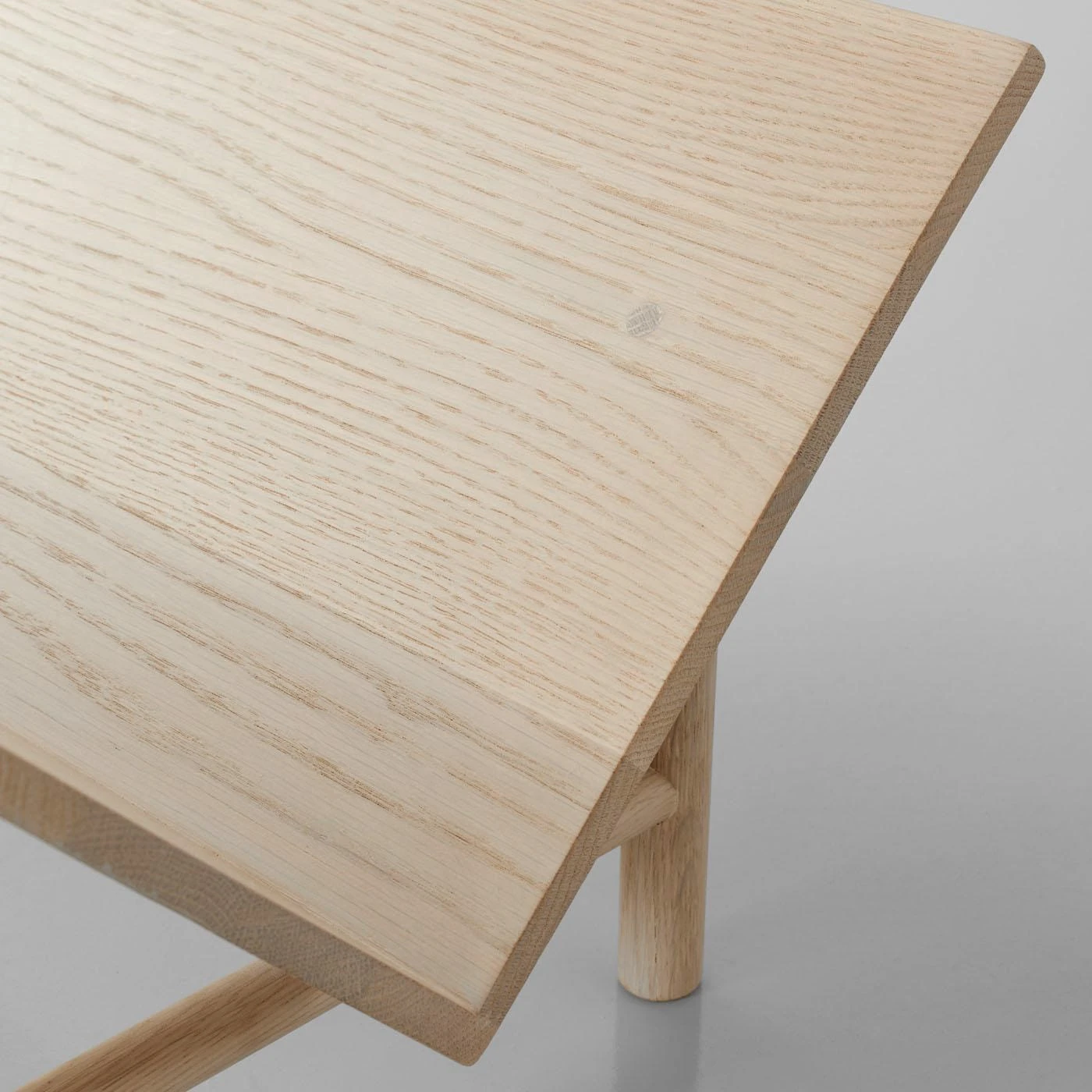 Rise Nude Bookstand 6 Rise Nude Bookstand - Image 4