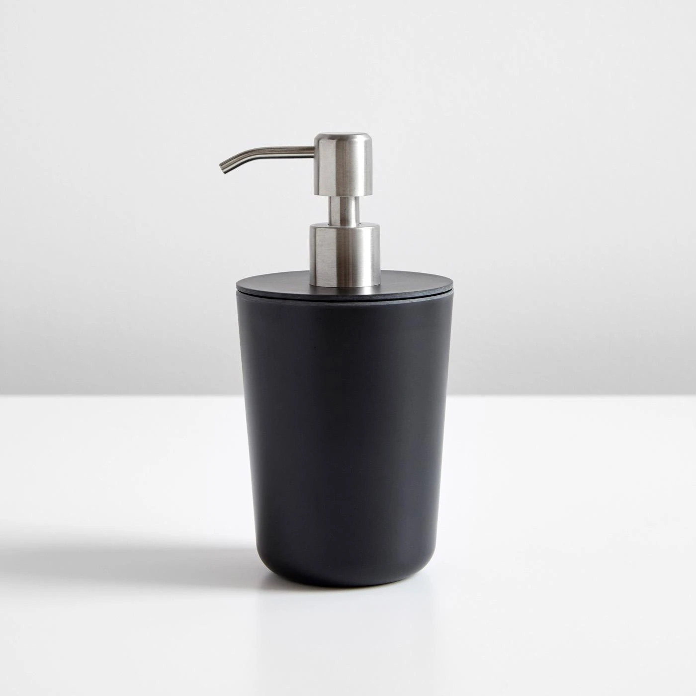 Ekobo Black Soap Dispenser 3 Ekobo Black Soap Dispenser