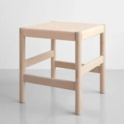 Juniper Nude Stool