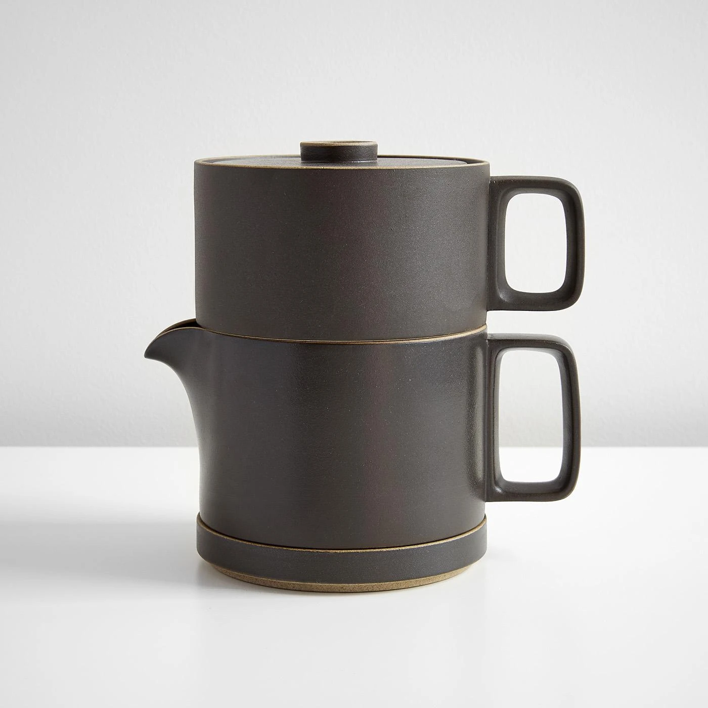 Hasami Black Teapot 40oz 8 Hasami Black Teapot 40oz - Image 6