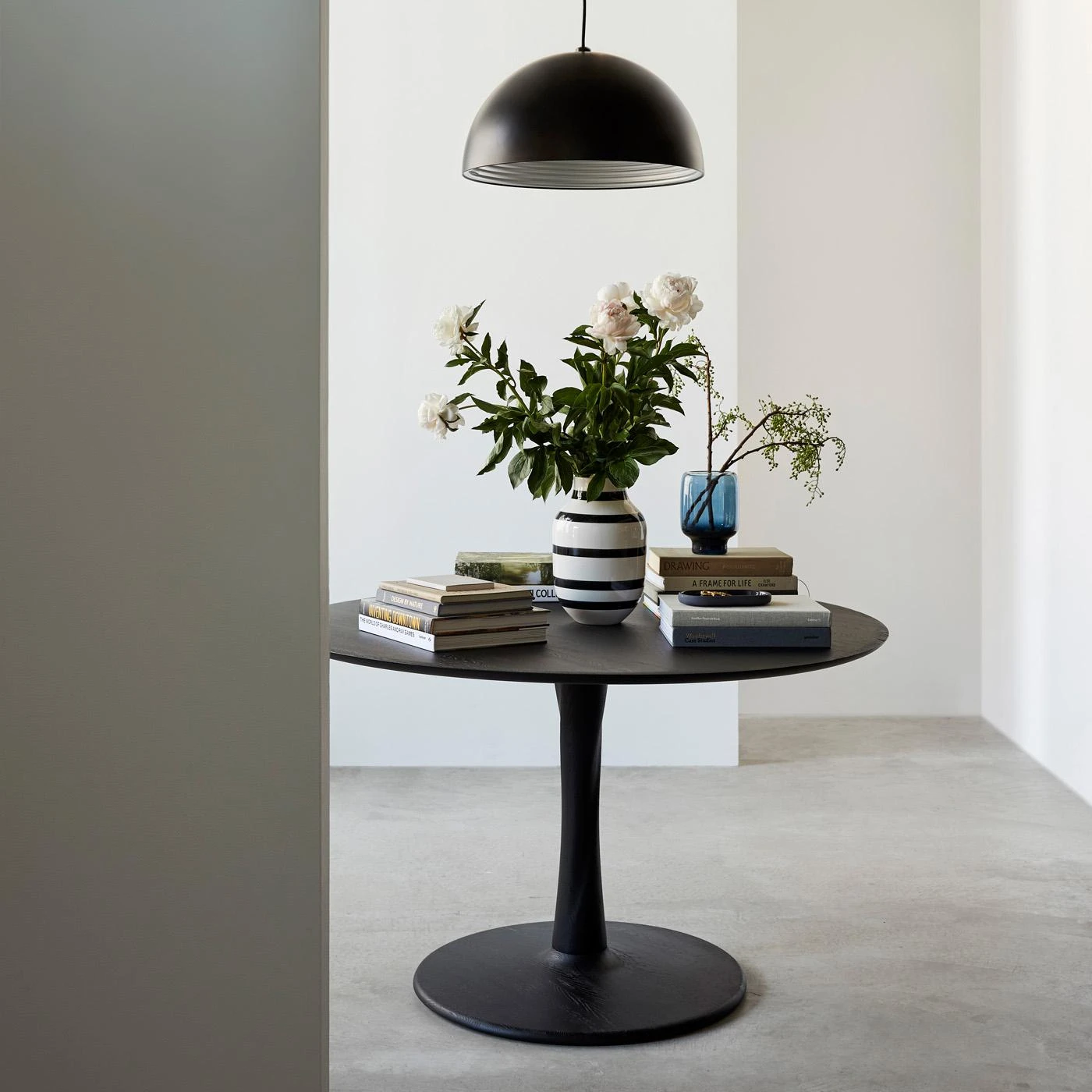 Torsion Black Round Dining Table 50" 8 Torsion Black Round Dining Table 50" - Image 6