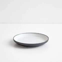 Rim Black Plate 6.25"