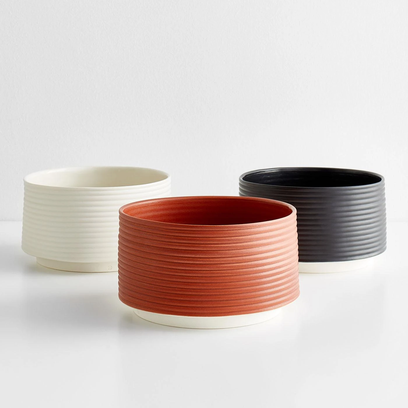 Ribbed White Planter 5 Ribbed White Planter - Image 3