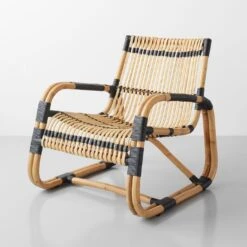 Curve Natural And Black Lounge Chair