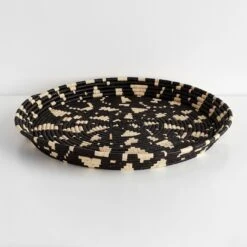 Terrazzo Black Tray 27"