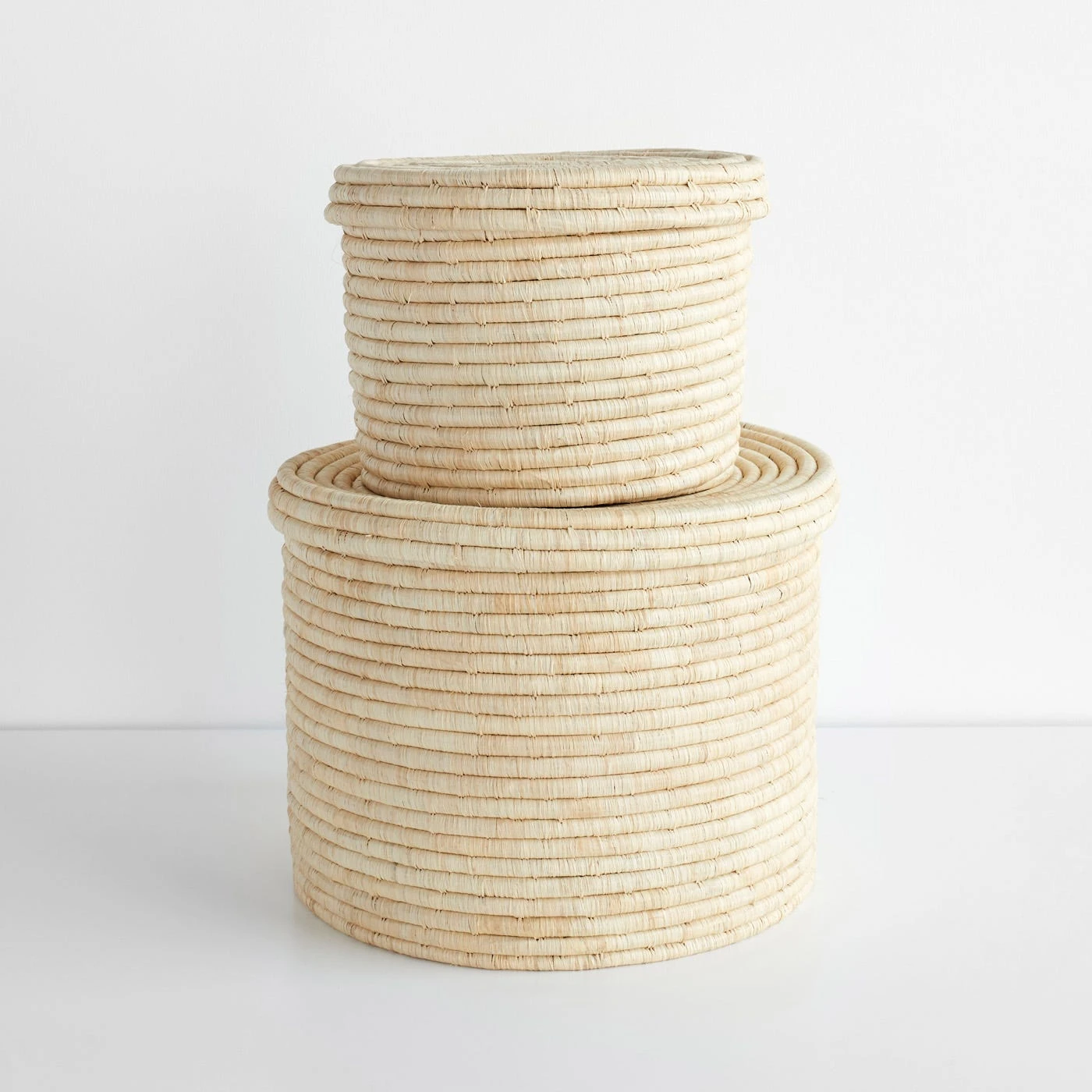 Lidded Natural Storage Basket 10" 4 Lidded Natural Storage Basket 10" - Image 2