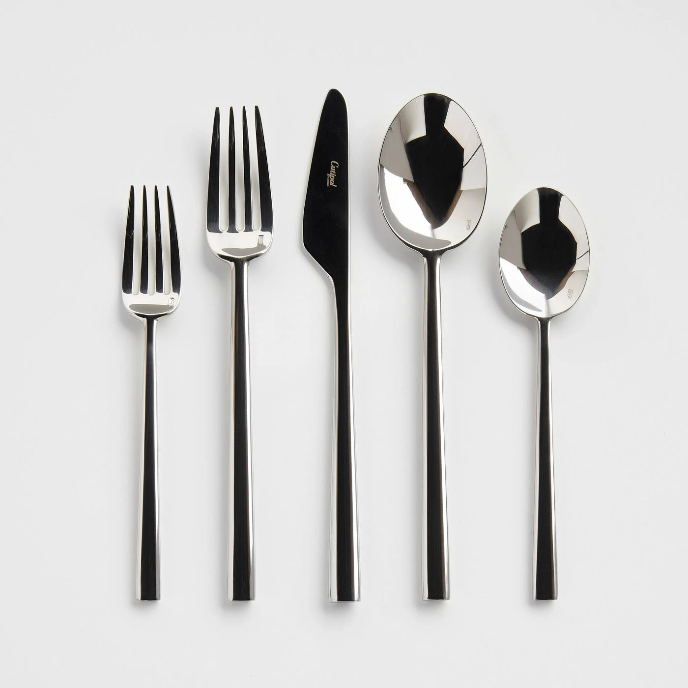 Rondo Chrome 5pc Flatware Set 3 Rondo Chrome 5pc Flatware Set