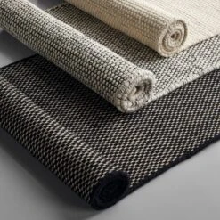 Loop Black Rug -Furniture Store 102378 102379 102380 2 2