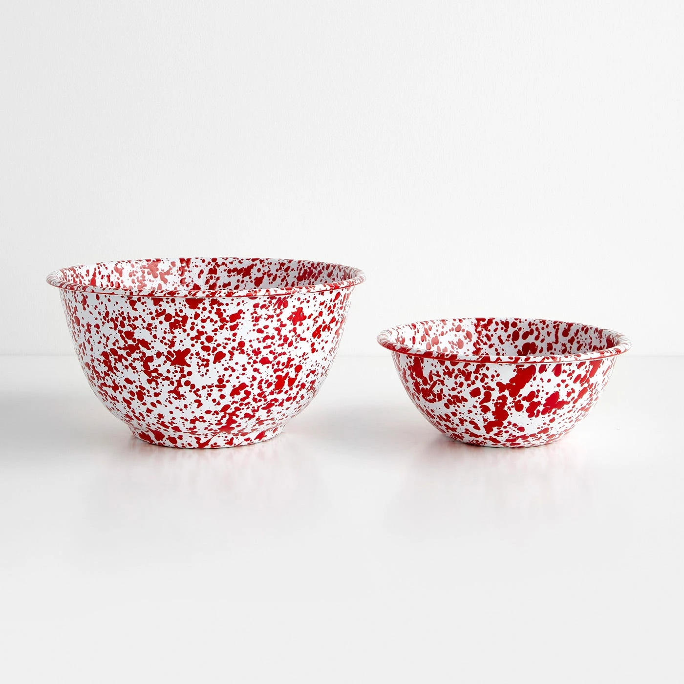 Splatter Red Enamelware Large Salad Bowl 6 Splatter Red Enamelware Large Salad Bowl - Image 4