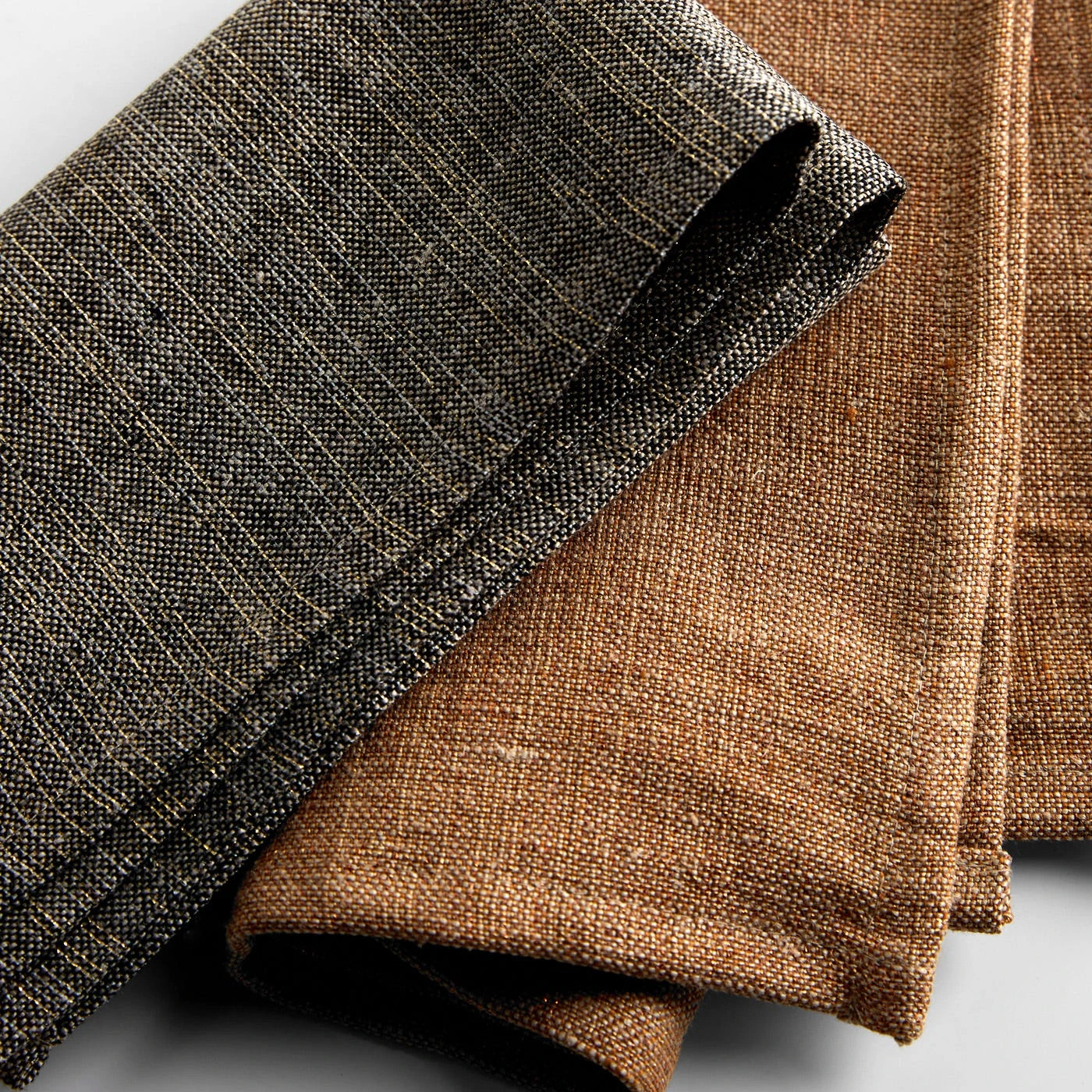 Etoile Black And Gold Napkin 6 Etoile Black And Gold Napkin - Image 4