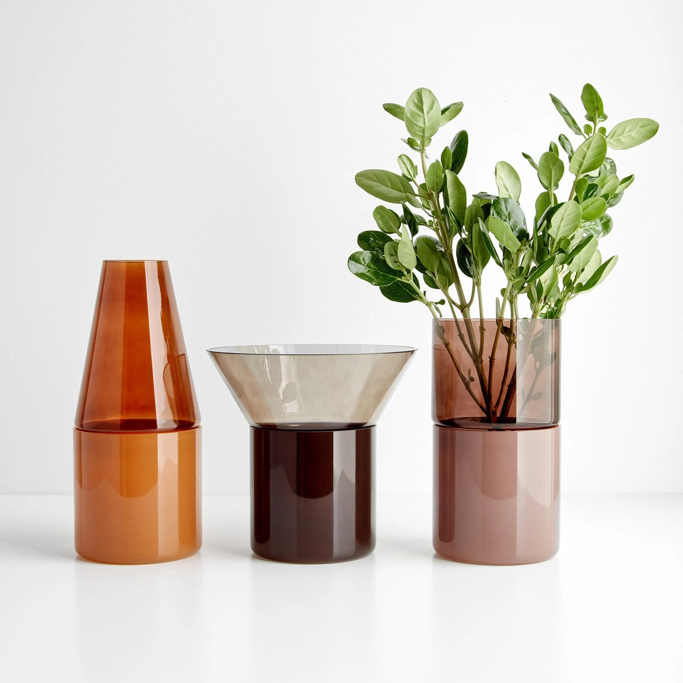 Broste Copenhagen Georg Dark Brown Vase 5 Broste Copenhagen Georg Dark Brown Vase - Image 3