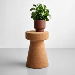 Botany Terracotta Medium Planter -Furniture Store 103089 3 1