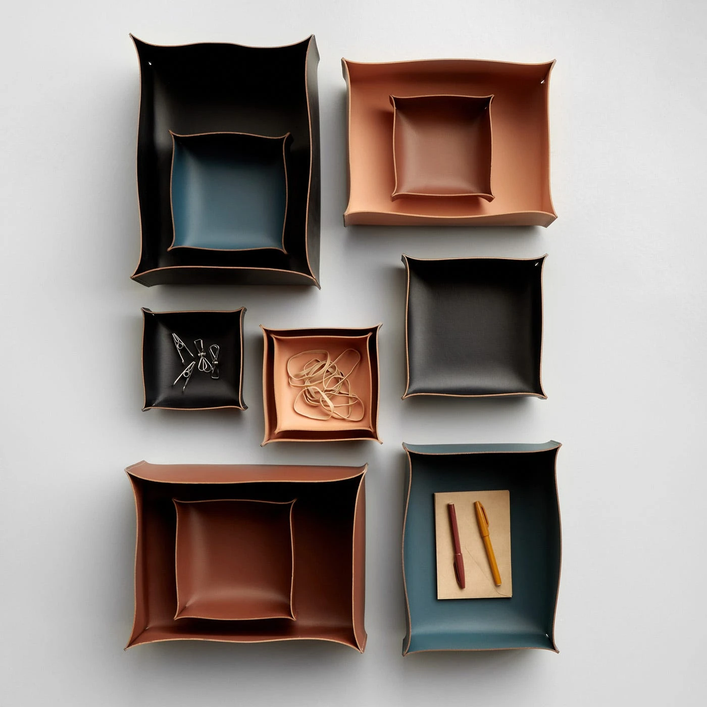 Square Pecan Leather Storage Bins Set Of 3 9 Square Pecan Leather Storage Bins Set Of 3 - Image 7