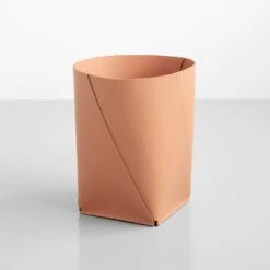 Twist Clay Leather Waste Bin
