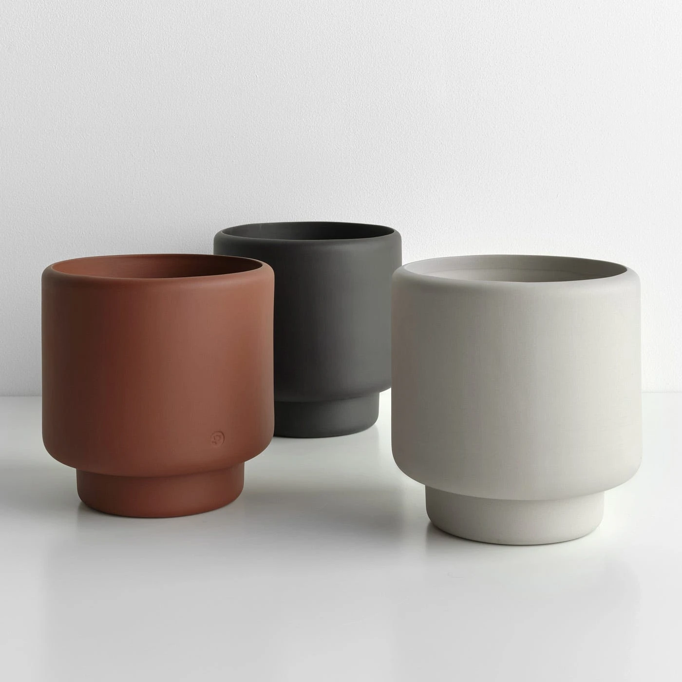 Botany Terracotta Large Planter 5 Botany Terracotta Large Planter - Image 3