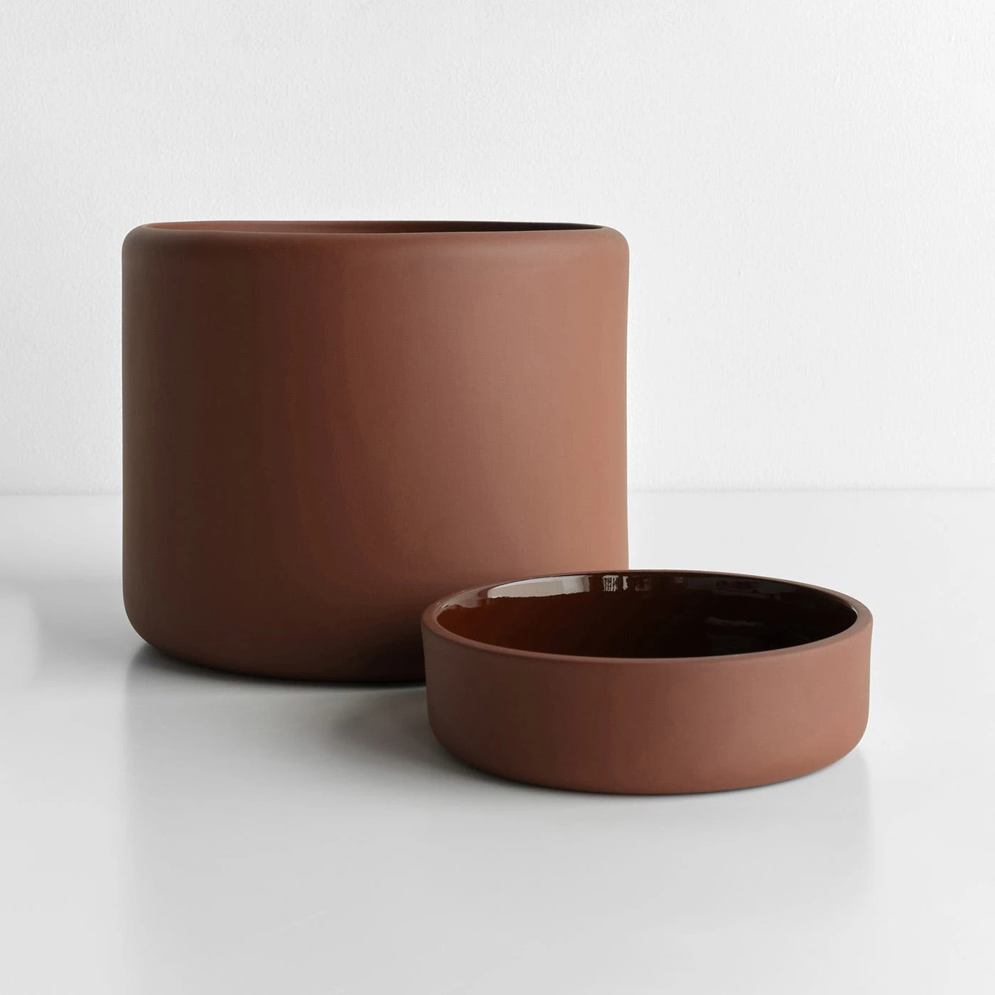 Botany Terracotta Large Planter 4 Botany Terracotta Large Planter - Image 2