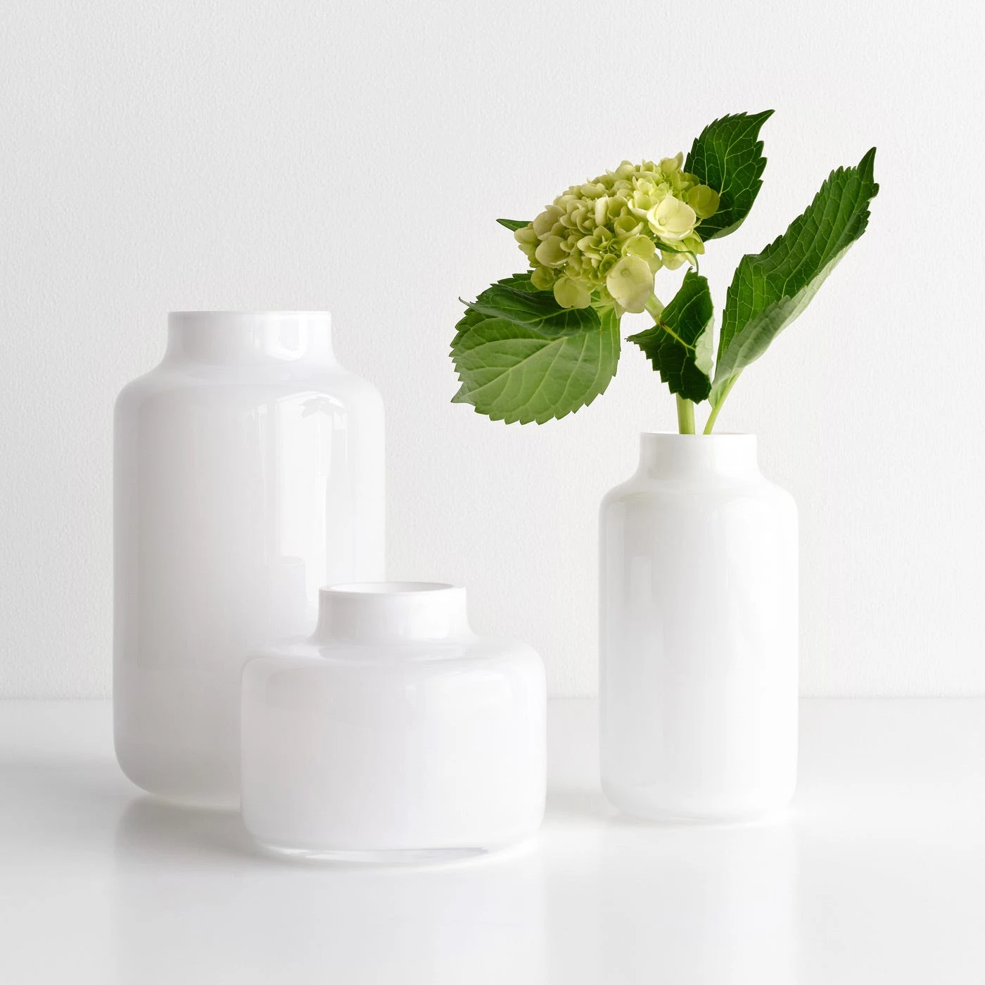 Mini Magnolia Opal White Wide Vase 4 Mini Magnolia Opal White Wide Vase - Image 2