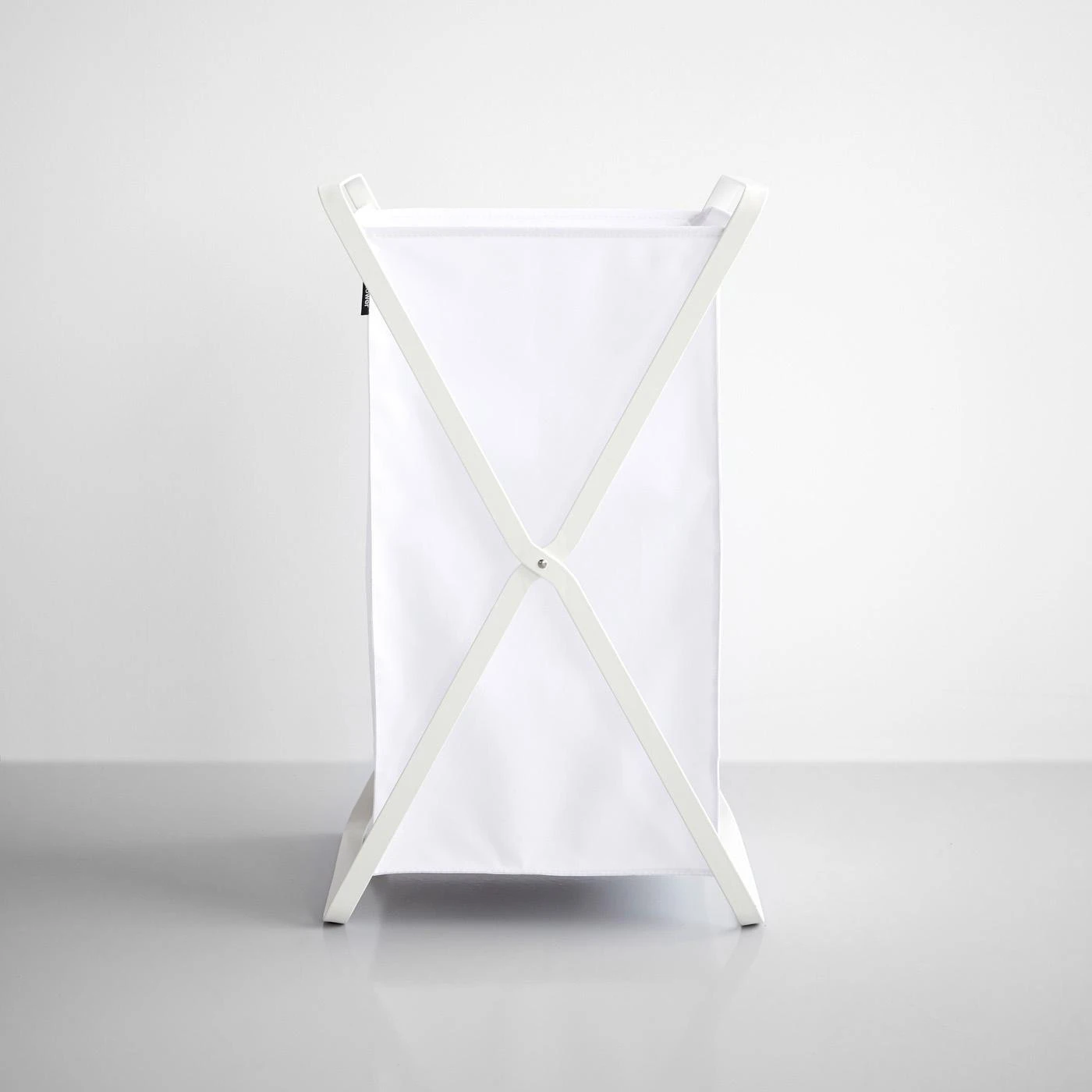 Tower White Laundry Hamper 4 Tower White Laundry Hamper - Image 2