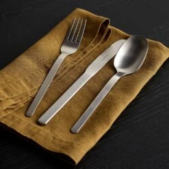 Linen Bronze Napkin 8pc Bundle -Furniture Store a230052f 1 1 1 1