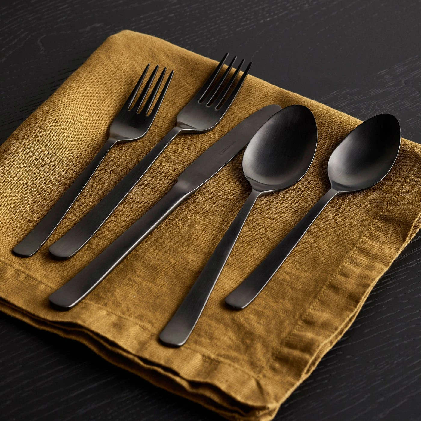 Galvin Black 5pc Flatware Set 5 Galvin Black 5pc Flatware Set - Image 3