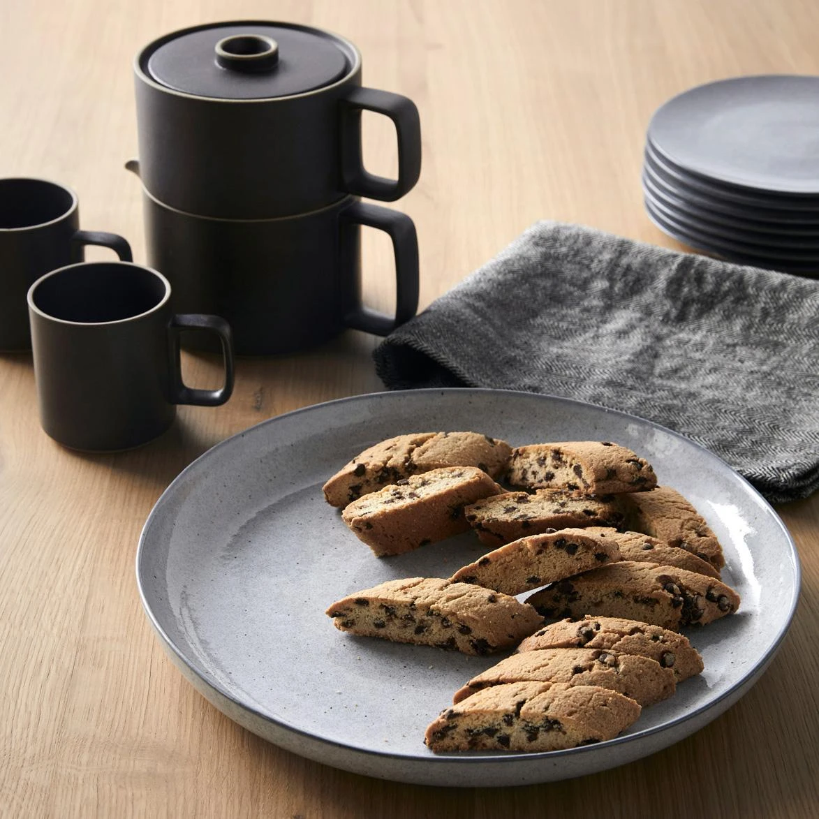 Hasami Black Teapot 40oz 15 Hasami Black Teapot 40oz - Image 13