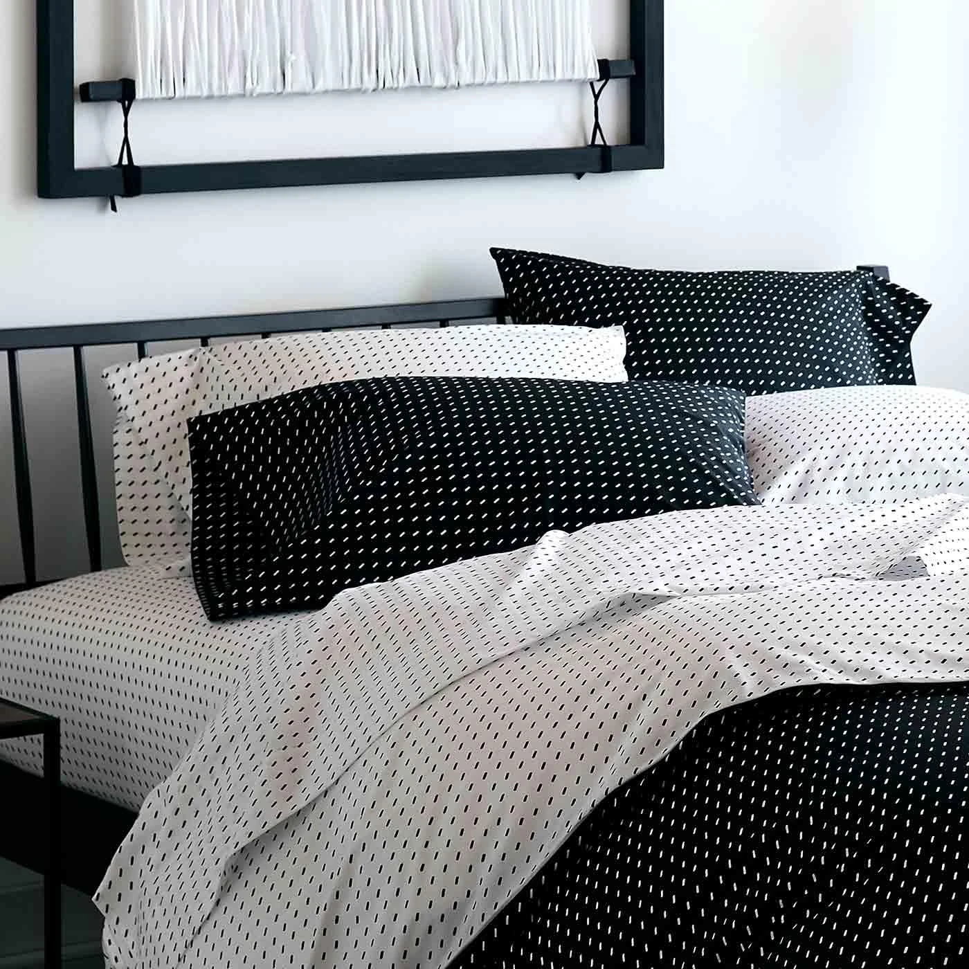 Stitch Black + White Reversible Duvet Cover 8 Stitch Black + White Reversible Duvet Cover - Image 6