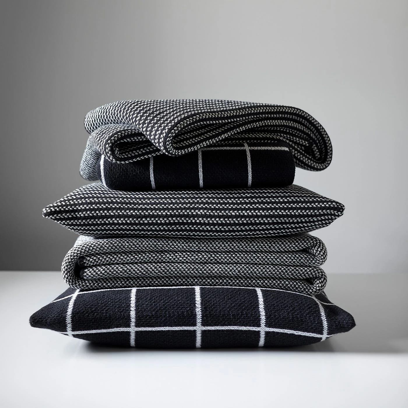 Birds Eye Tweed Knit Throw Blanket - Image 6