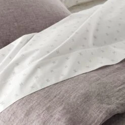 Burgundy Chambray Linen Duvet Cover -Furniture Store chambray burgundy and sashi geo gray bedding 1 1