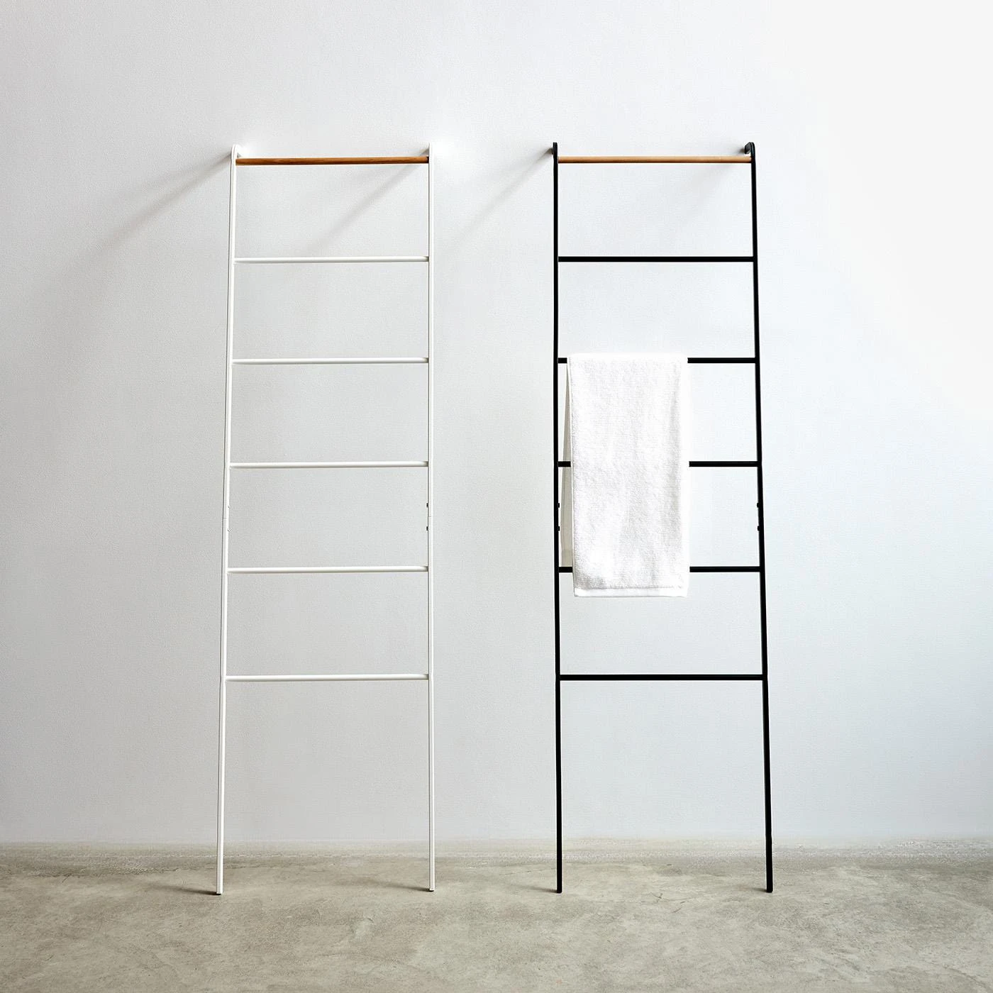 Tower Black Ladder 5 Tower Black Ladder - Image 3