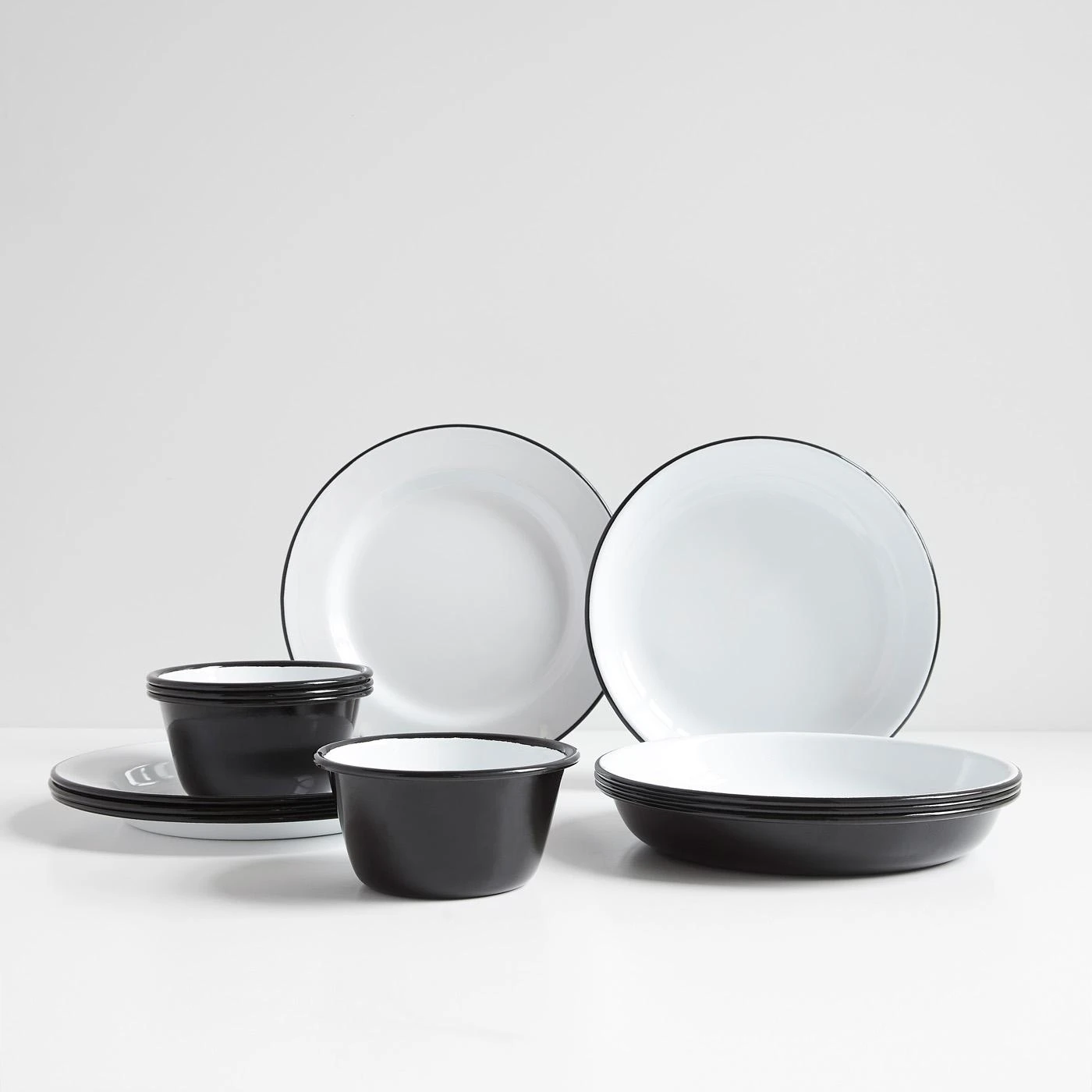 Falcon Black Enamelware Plates Set Of 4 5 Falcon Black Enamelware Plates Set Of 4 - Image 3