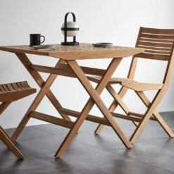 Soft Spot Solar Portable Lamp 9.75" H -Furniture Store flipdiningtable summer2022catalog gallery1