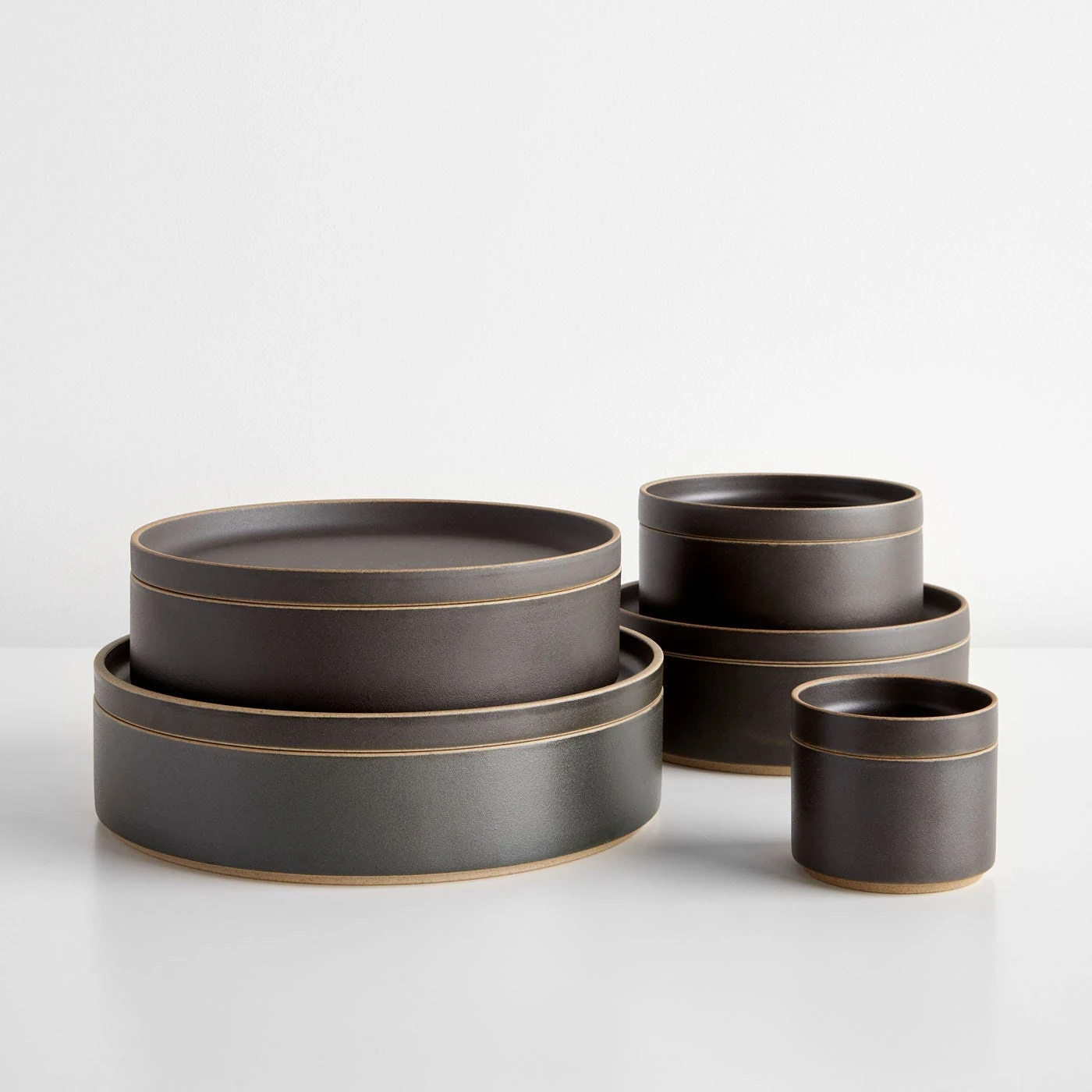 Hasami Black Bowl Set Of 5 5 Hasami Black Bowl Set Of 5 - Image 3