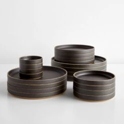 Hasami Black Plate 10" -Furniture Store hasami black plates gallery option 2