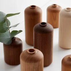 Maple Bud Vase 4" -Furniture Store melanieabrantesvasecollection 2