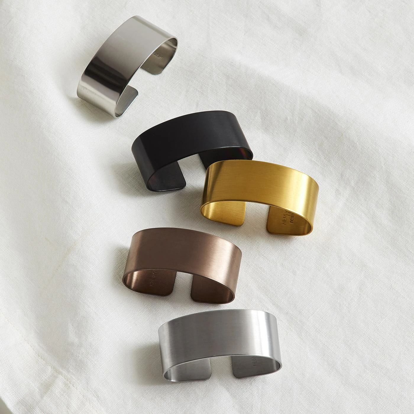 Brushed Copper Napkin Ring 6 Brushed Copper Napkin Ring - Image 4