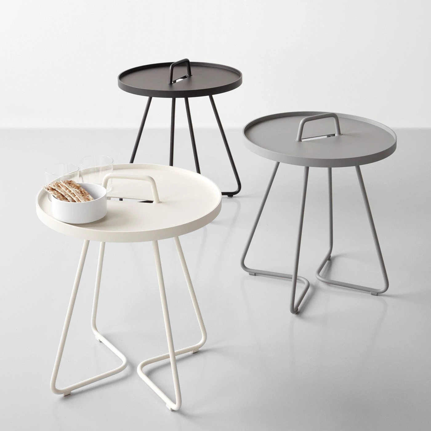 On The Move White Side Table 7 On The Move White Side Table - Image 5