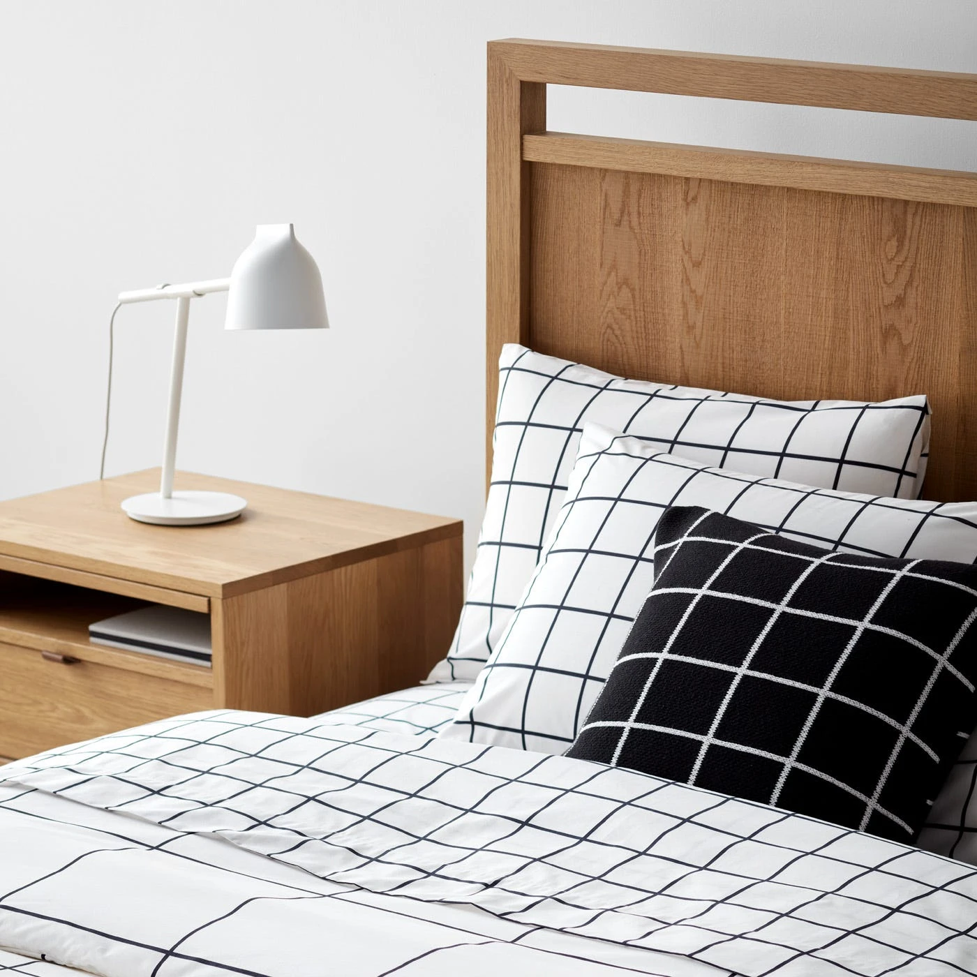 Grid Black Sheets - Image 7