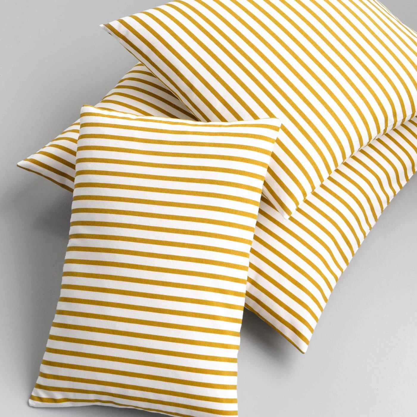 Sailor Yarrow Throw Pillow Cover 12" X 18" 4 Sailor Yarrow Throw Pillow Cover 12" X 18" - Image 2