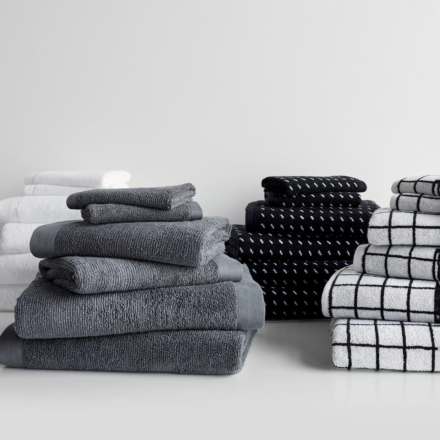 Logan Graphite Bath Towel 10 Logan Graphite Bath Towel - Image 8