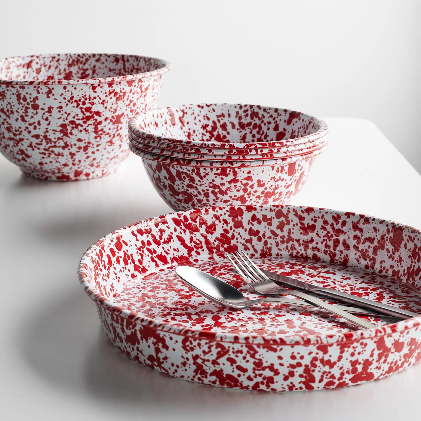 Splatter Red Enamelware Large Salad Bowl 10 Splatter Red Enamelware Large Salad Bowl - Image 8