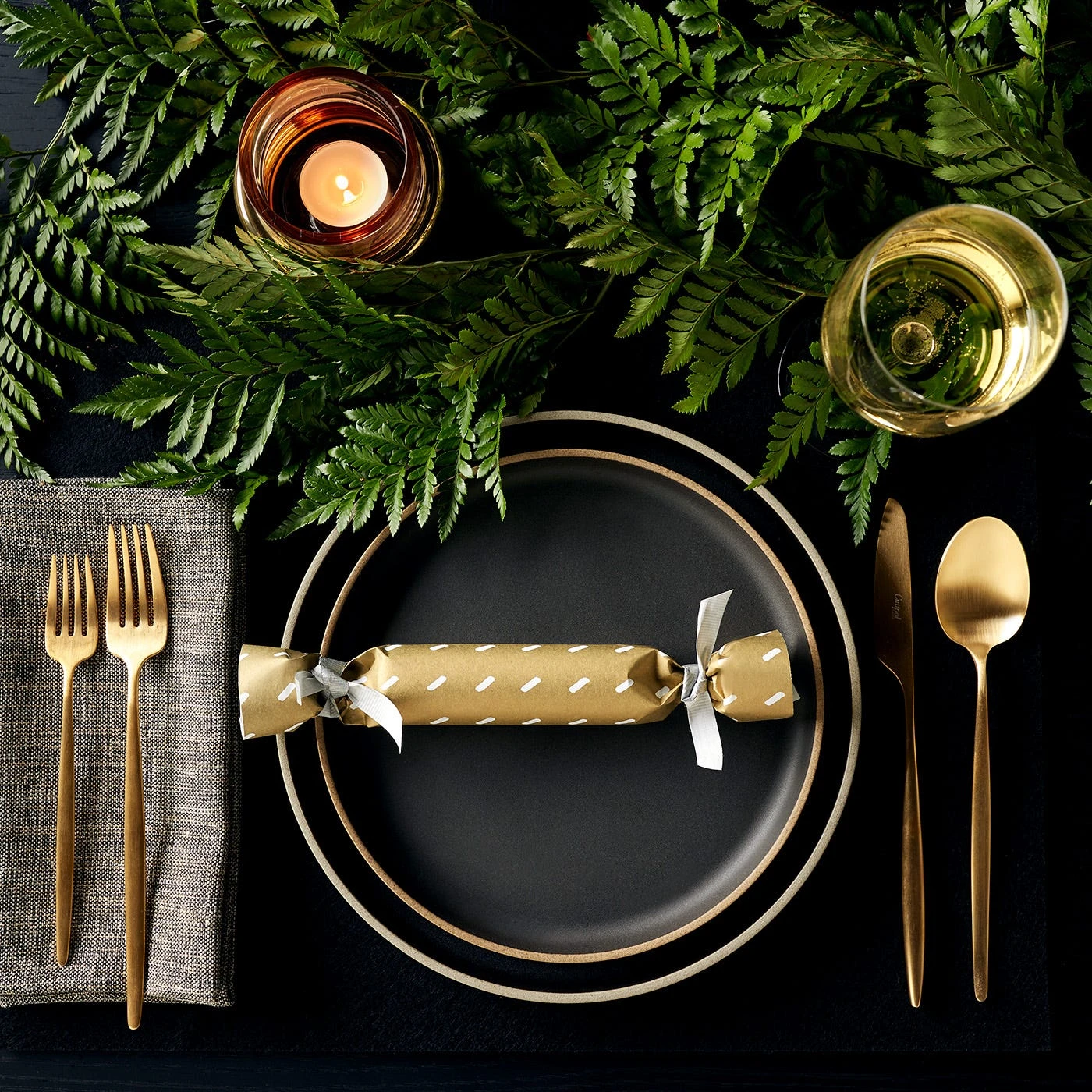 Hasami Black Dinnerware Collection 10 Hasami Black Dinnerware Collection - Image 8