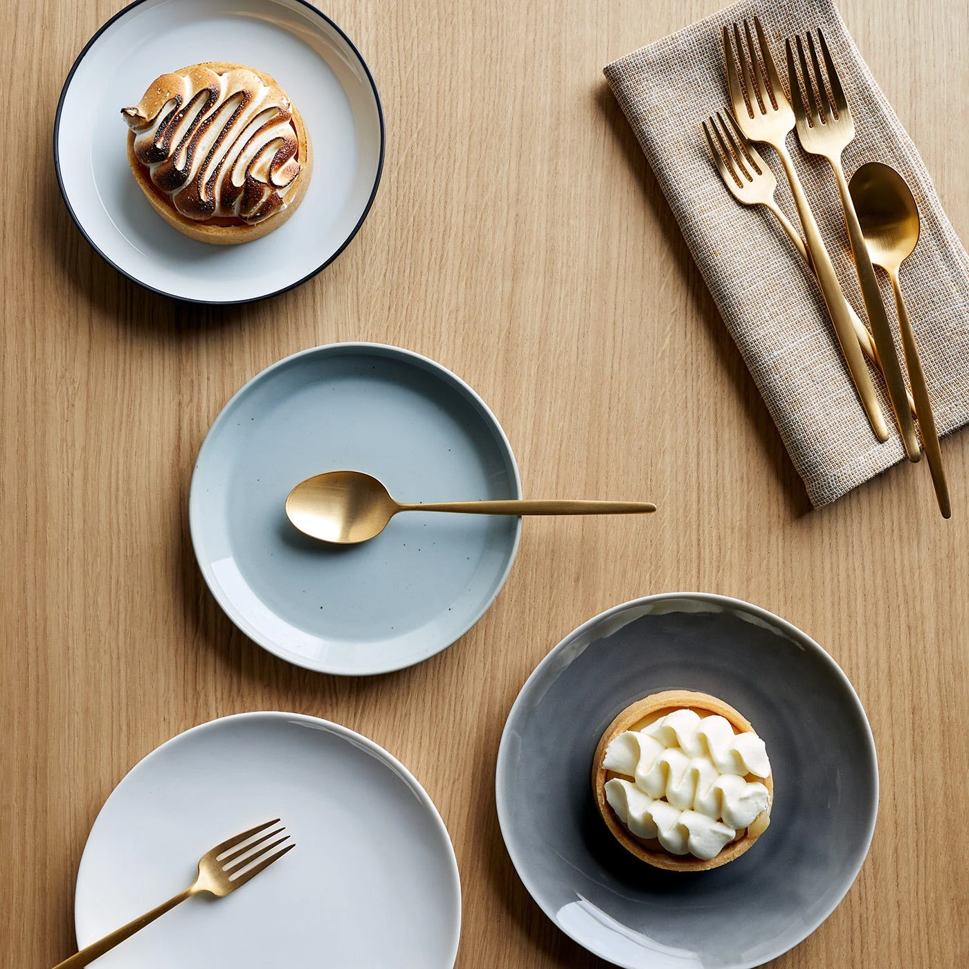 Point Ochre Napkin 11 Point Ochre Napkin - Image 9