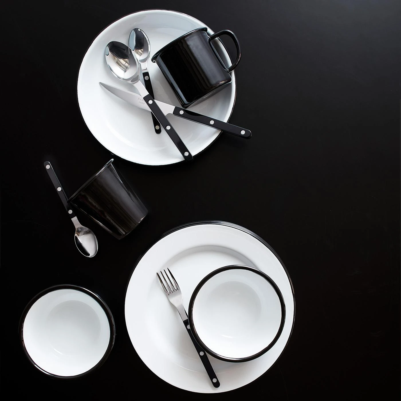 Falcon Black Enamelware Plates Set Of 4 12 Falcon Black Enamelware Plates Set Of 4 - Image 10