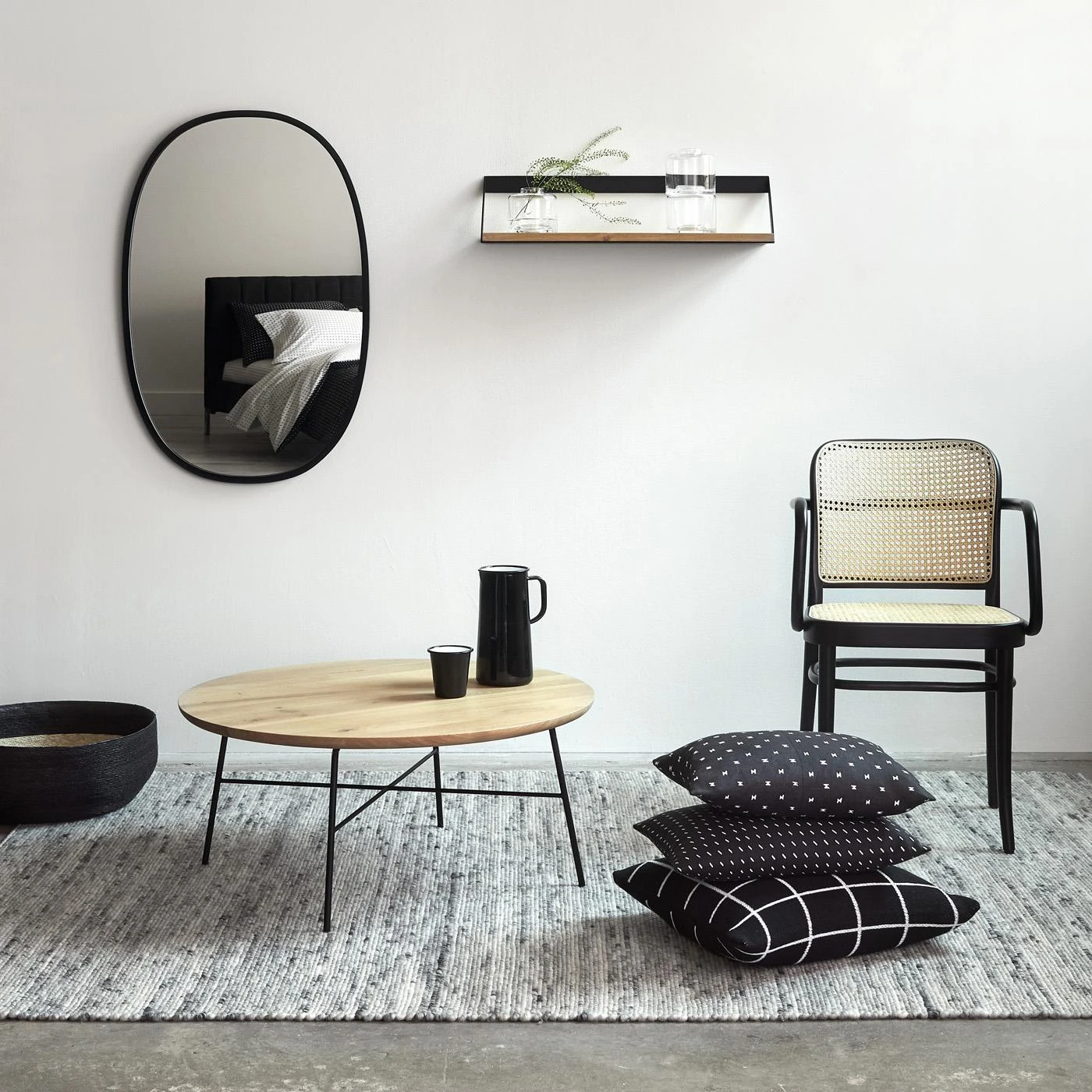 Ribbon Black Wall Shelf 5 Ribbon Black Wall Shelf - Image 3